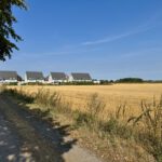 Baugebiet nördlich der Fontanestraße in Schiefbahn mit neuen Erschließungsstraßen und Bauflächen